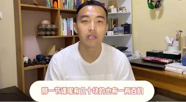 天博体育官方网站-冯潇霆：足球从来不是贵族运动 不要将青训妖魔化